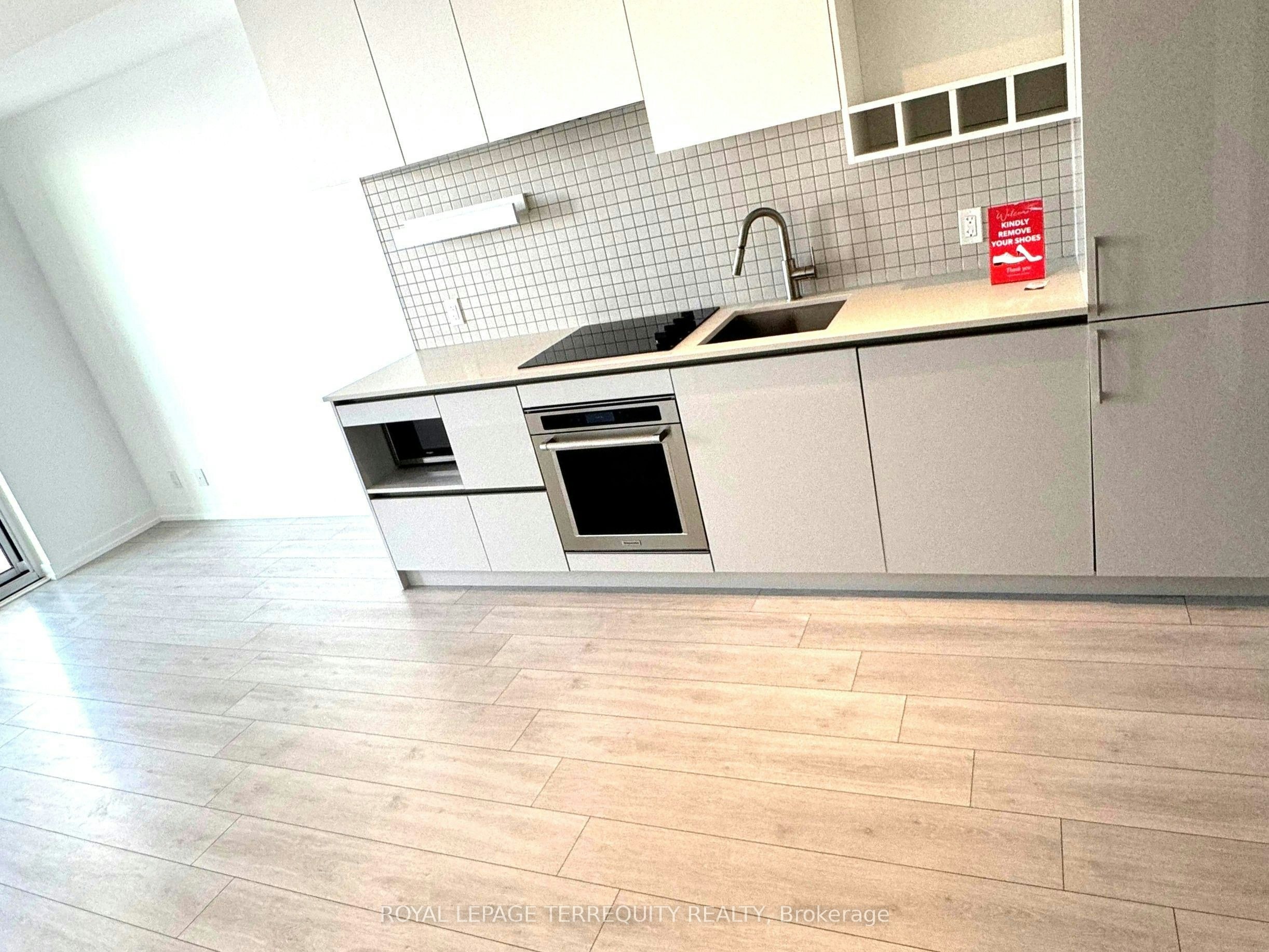 5215-950 Portage Parkway, Vaughan, ON, L4K 0J7 - 7