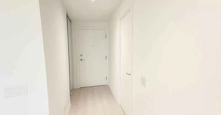 5215-950 Portage Parkway, Vaughan, ON, L4K 0J7 - 5