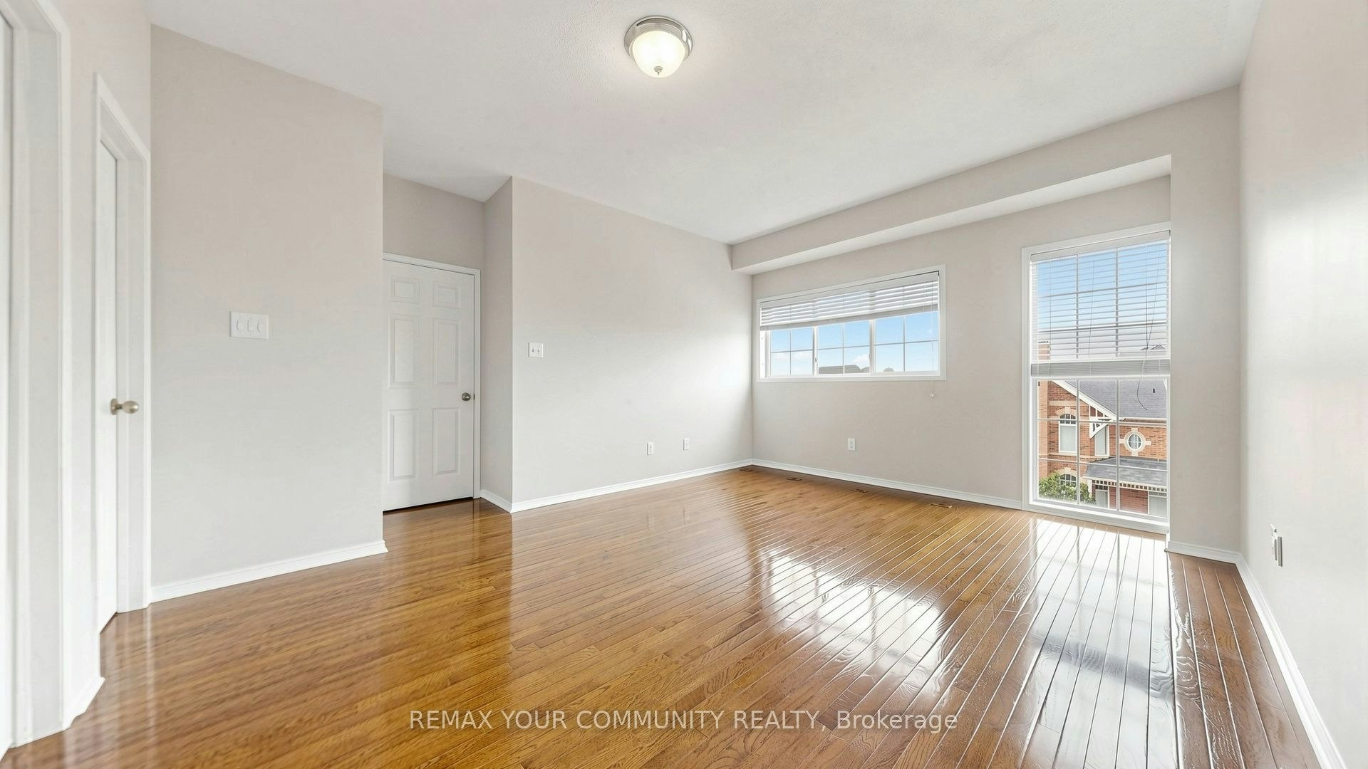 D210-116 Cornell Park Avenue, Markham, ON, L6B 1B6 - 16