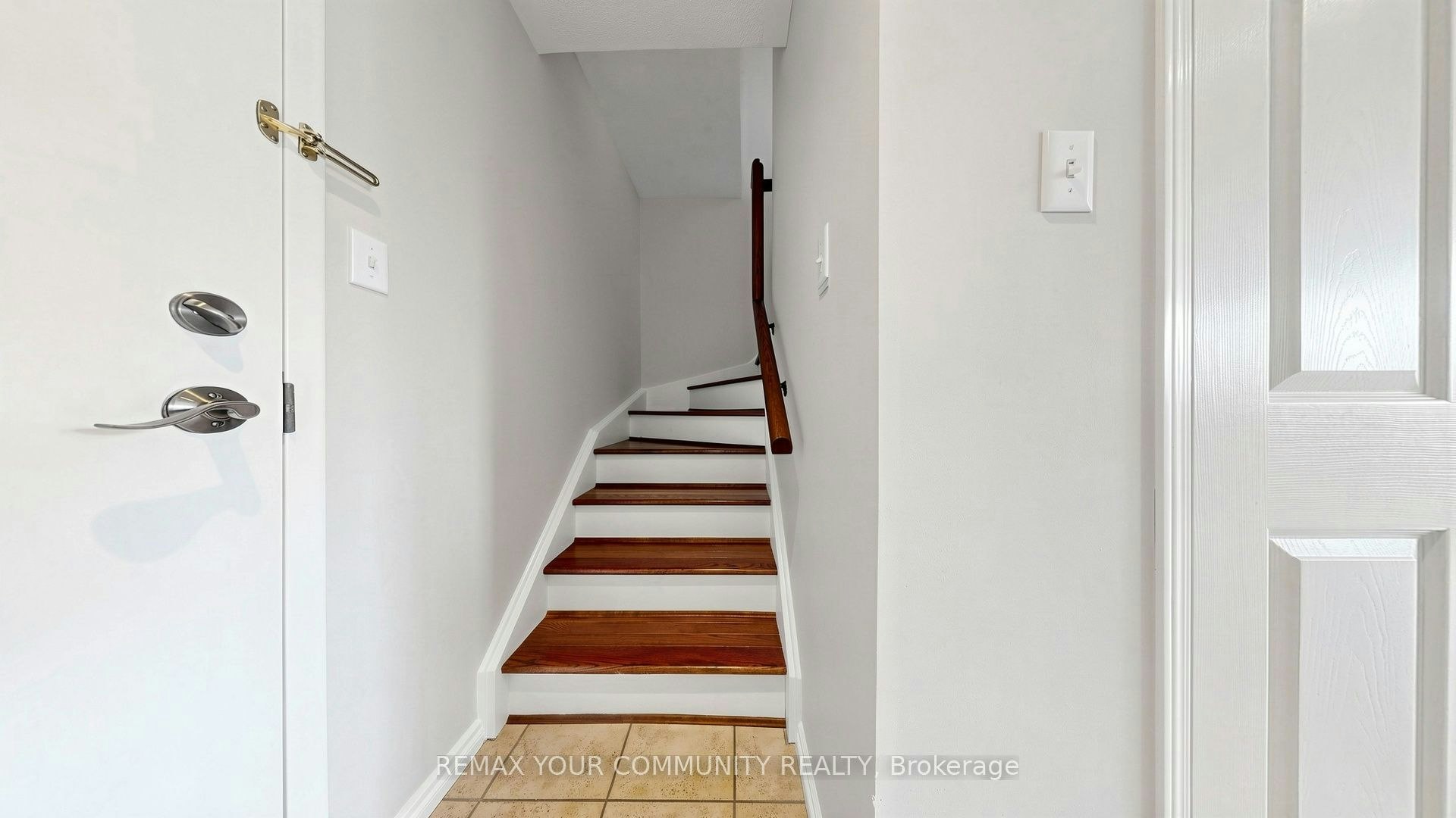 D210-116 Cornell Park Avenue, Markham, ON, L6B 1B6 - 12