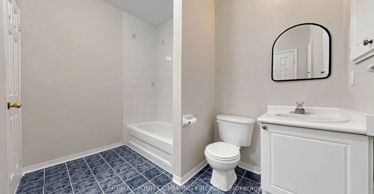 D210-116 Cornell Park Avenue, Markham, ON, L6B 1B6 - 20