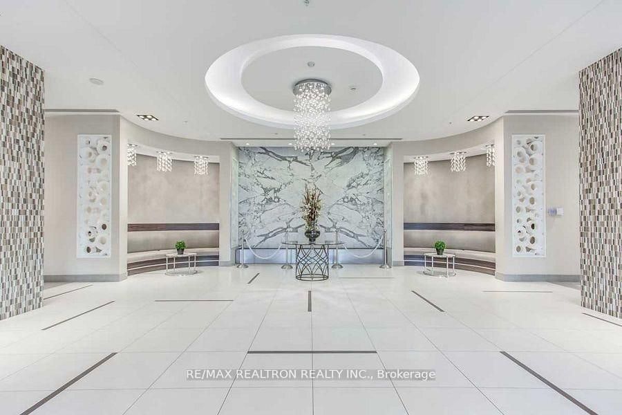 105-75 North Park Road, Vaughan, ON, L4J 0H8 - 2