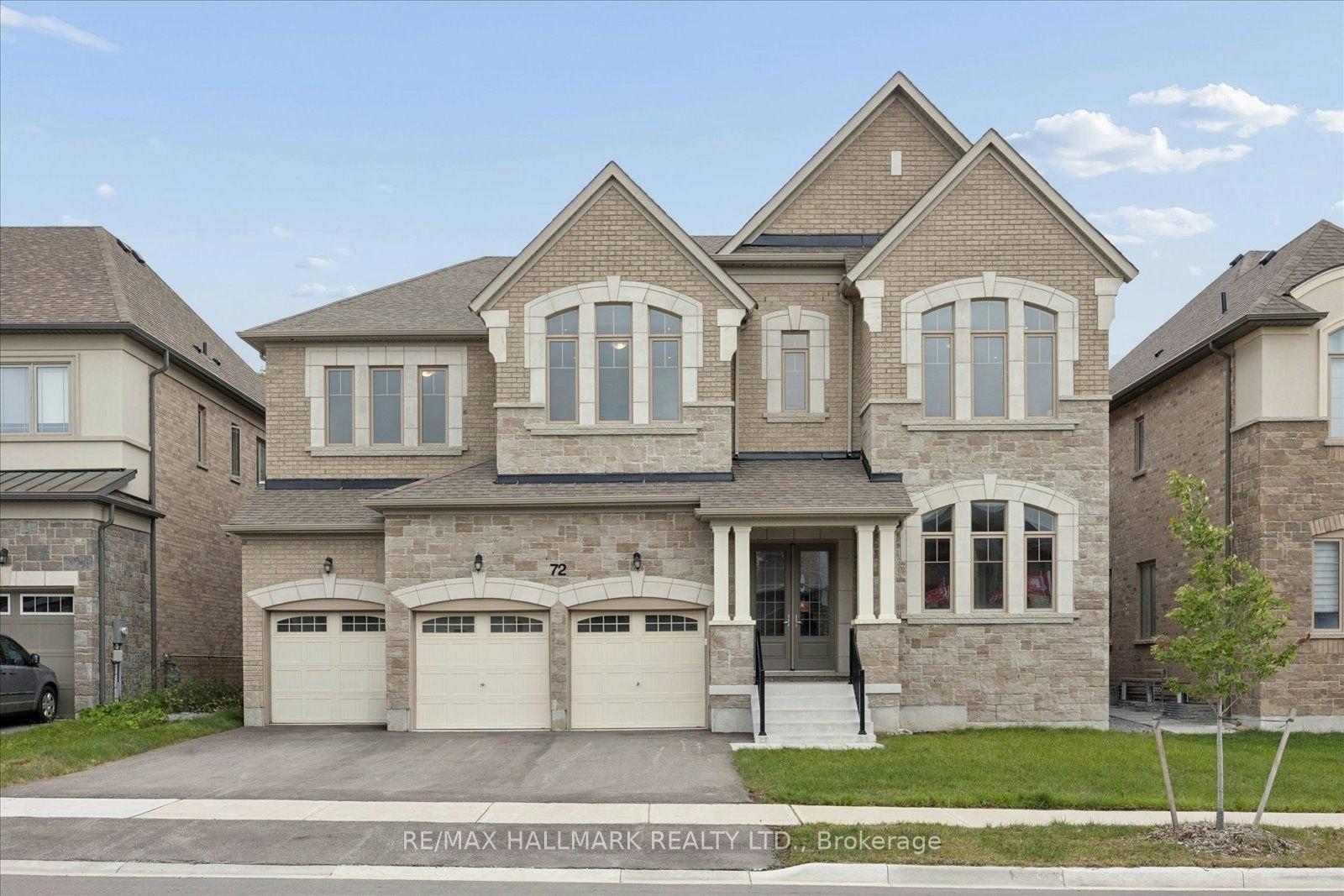 72 Silk Twist Drive, East Gwillimbury, ON, L9N 0W4