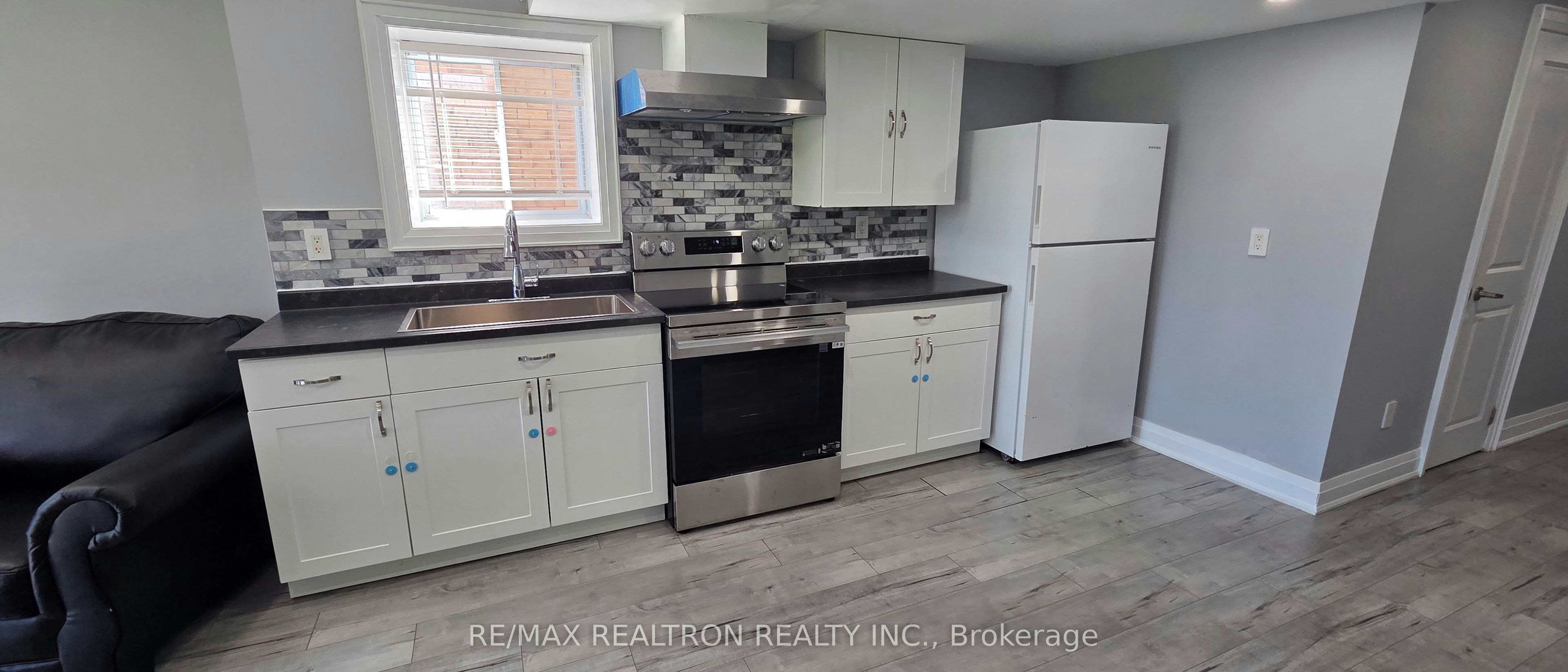 45 Hopewell Avenue, Vaughan, ON, L4H 3N5 - 8