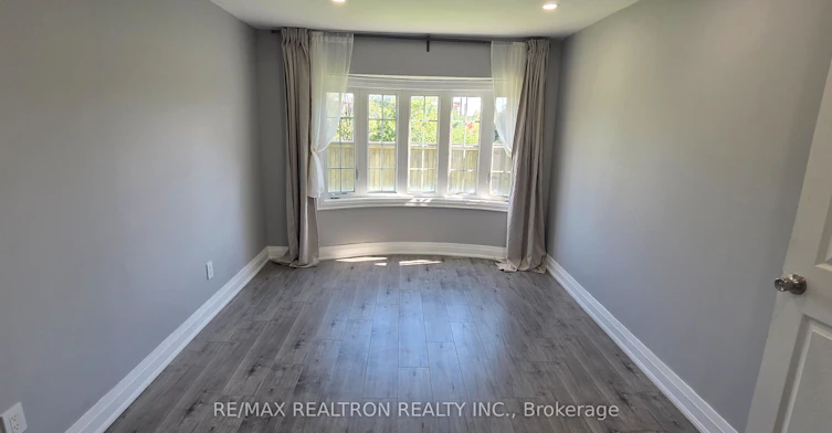 45 Hopewell Avenue, Vaughan, ON, L4H 3N5 - 5