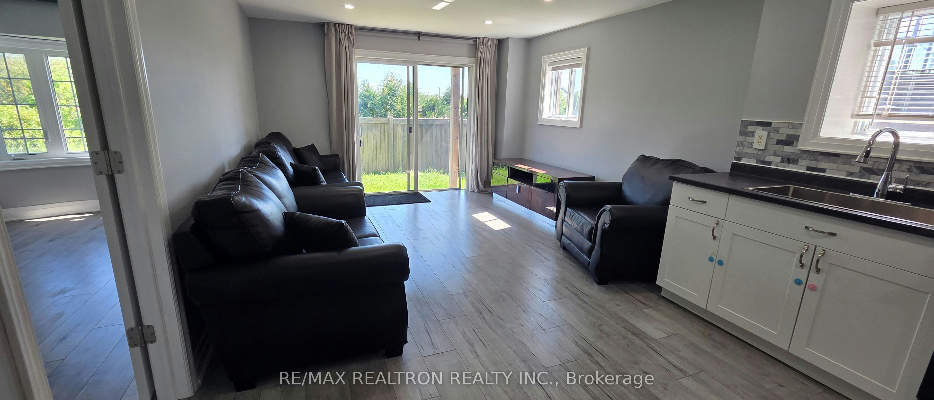 45 Hopewell Avenue, Vaughan, ON, L4H 3N5 - 2