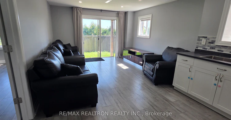 45 Hopewell Avenue, Vaughan, ON, L4H 3N5 - 2