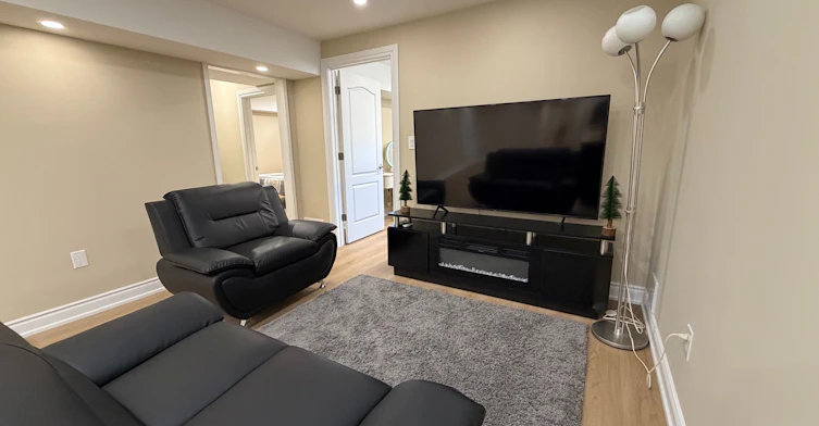 232 Frederick Curran Lane, Newmarket, ON, L3X 3J3 - 6