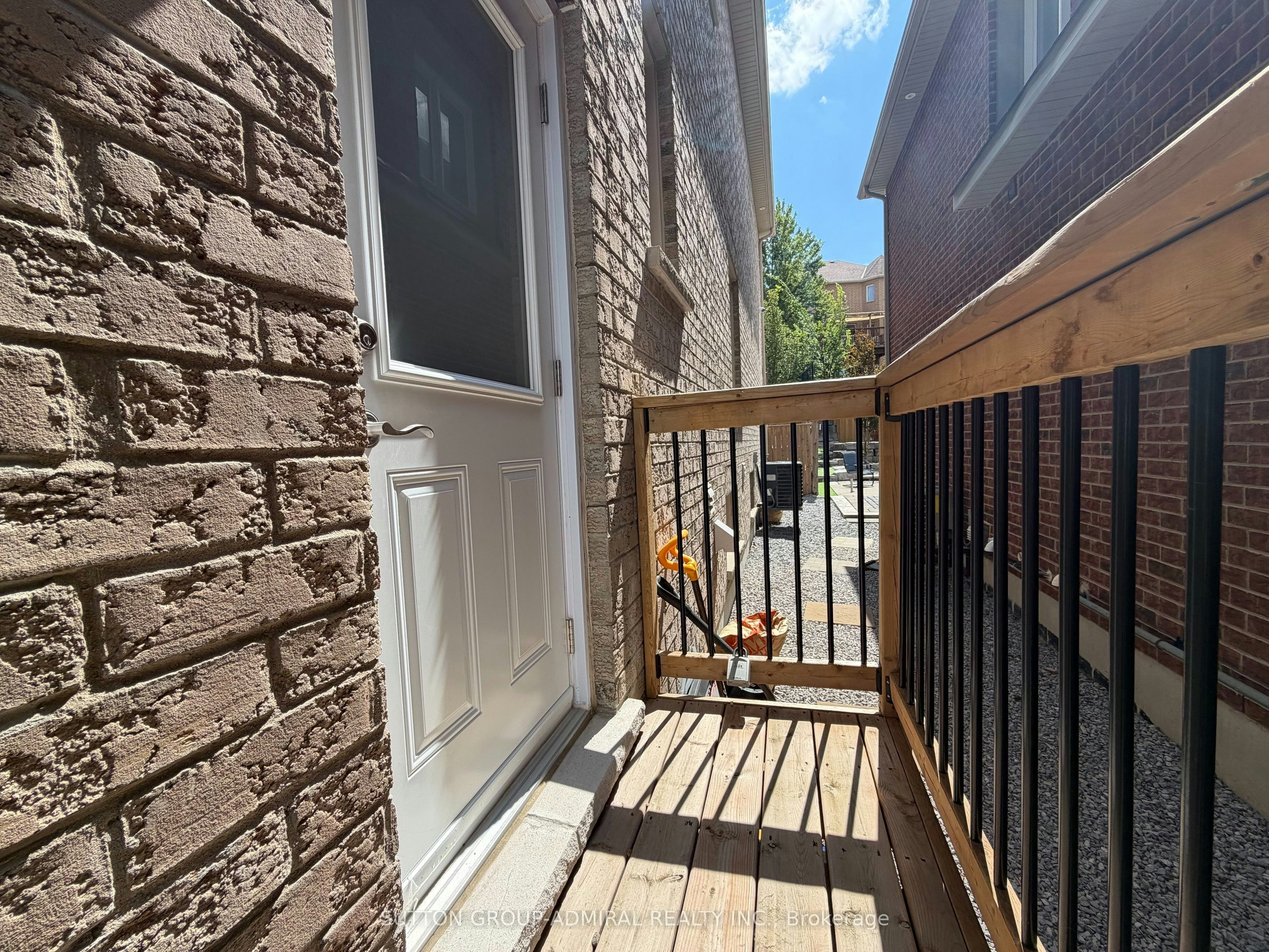232 Frederick Curran Lane, Newmarket, ON, L3X 3J3 - 13