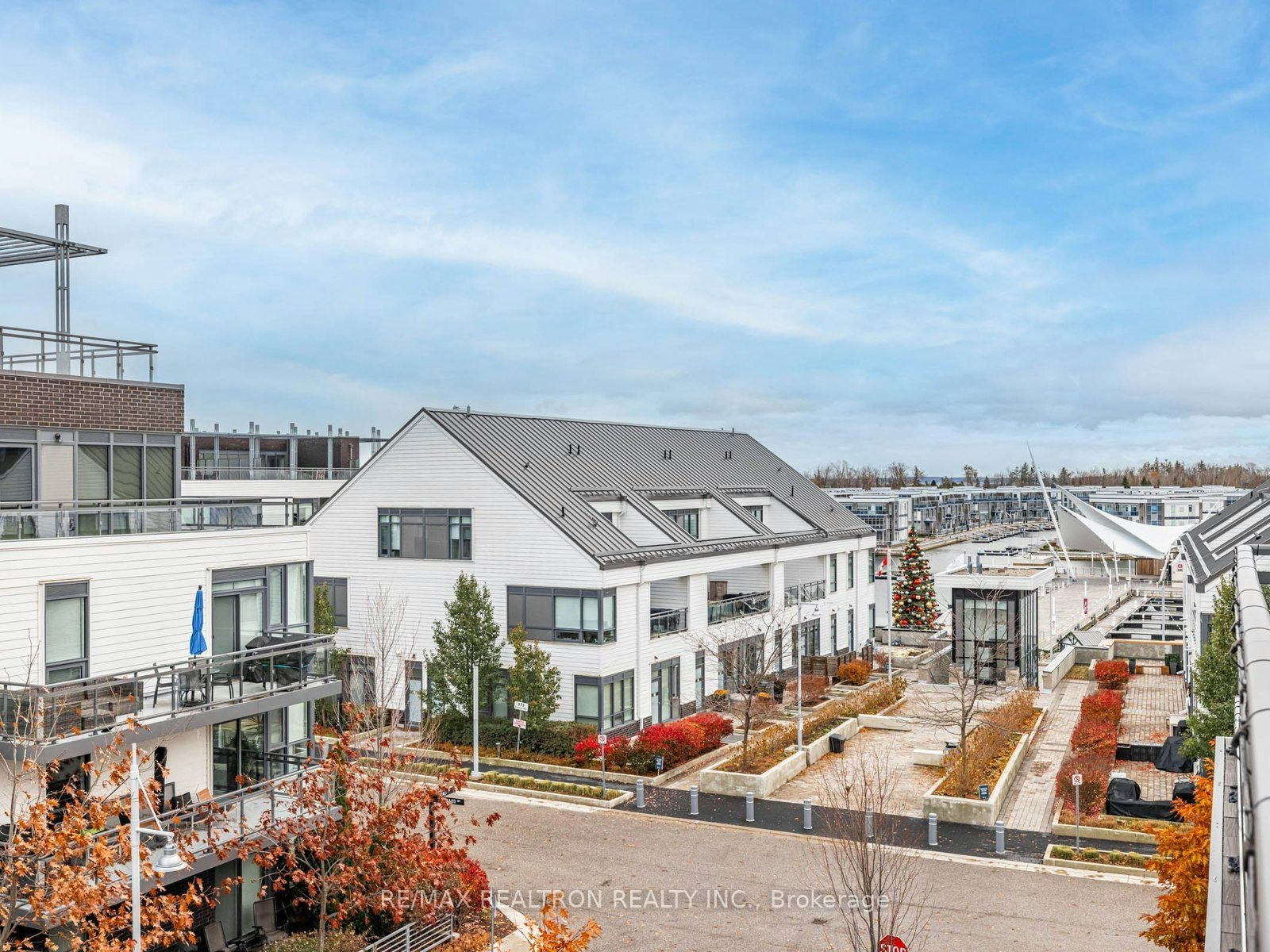 C416-301 Sea Ray Avenue, Innisfil, ON, L9S 0L8 - 2