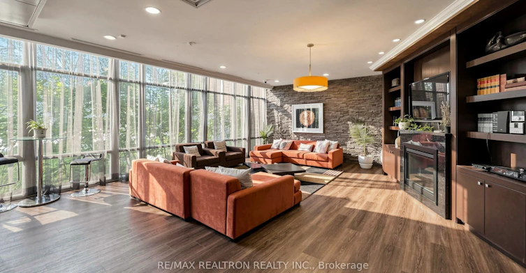 116C-39 Upper Duke Crescent, Markham, ON, L6G 0B8 - 18