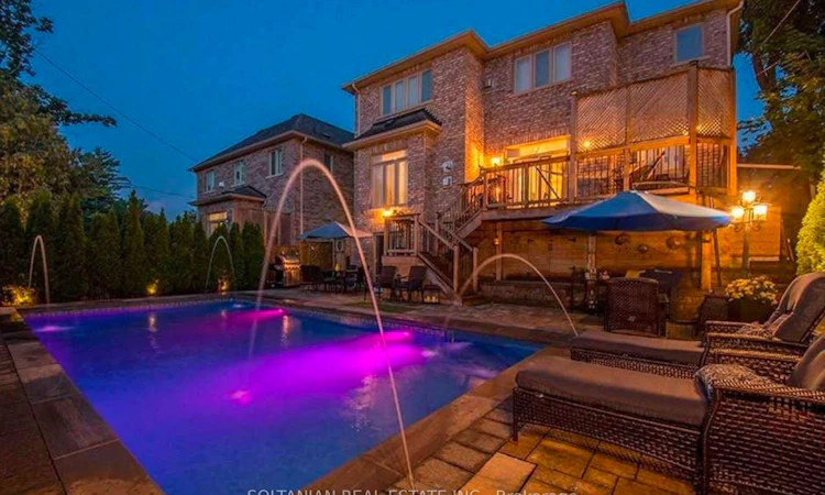 90 Grandview Avenue