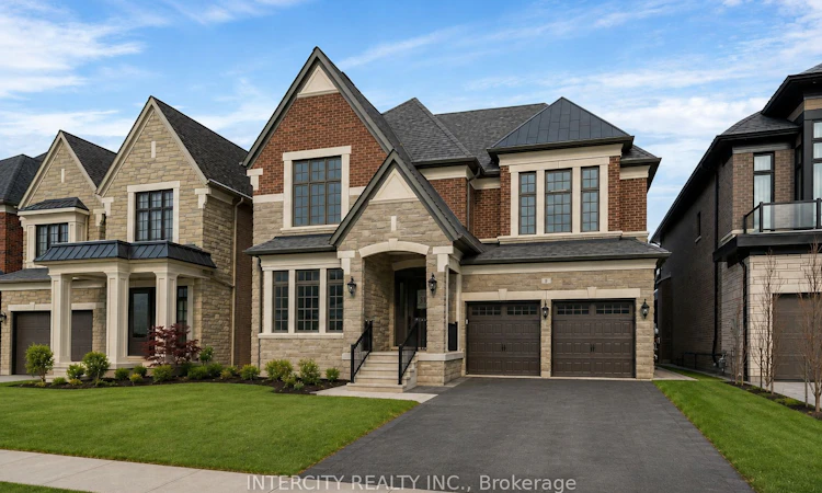 8 Heart Lake Circle