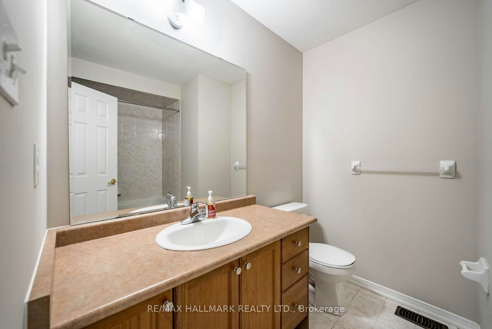 206 Lageer Drive, Whitchurch-Stouffville, ON, L4A 0X1 - 25