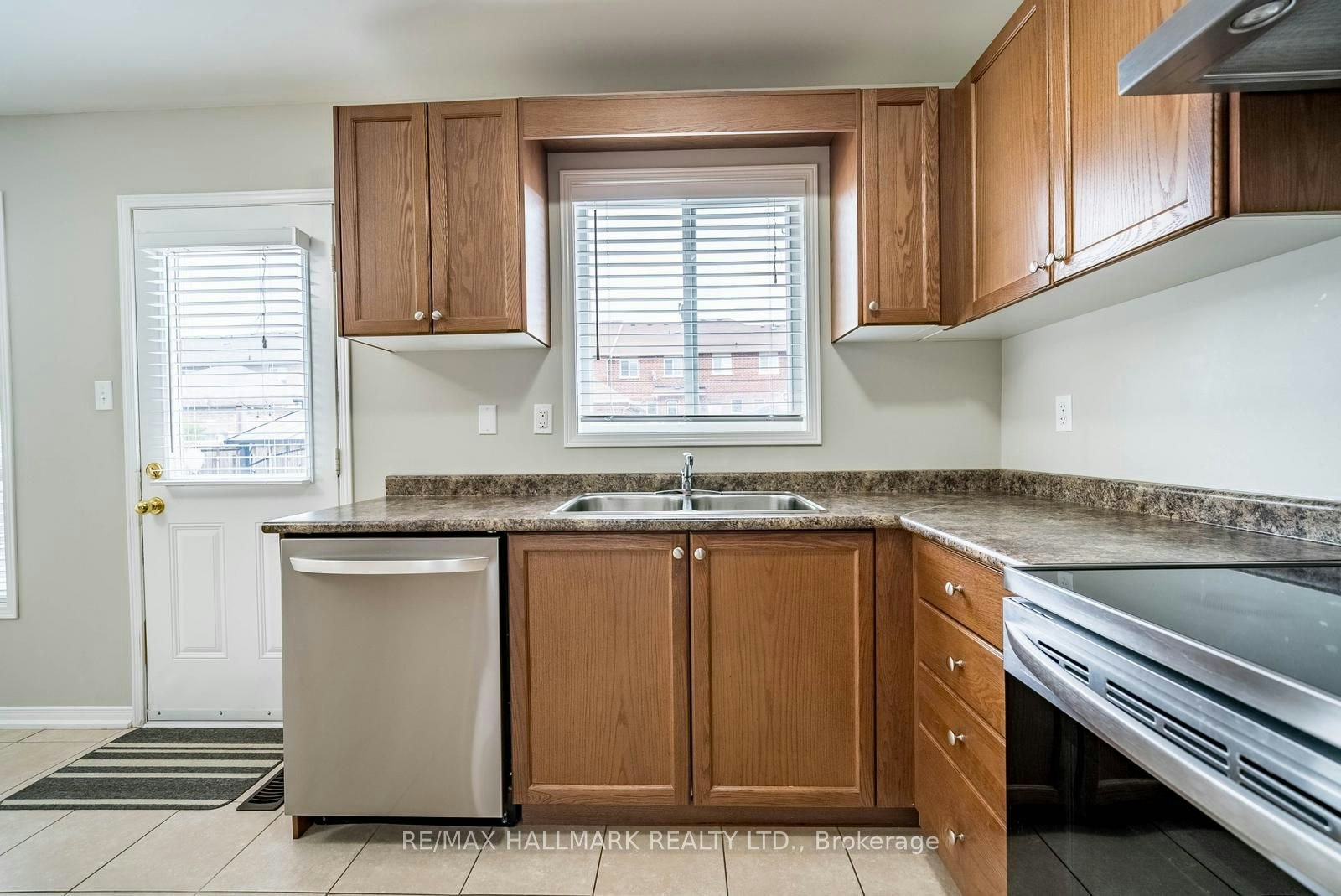 206 Lageer Drive, Whitchurch-Stouffville, ON, L4A 0X1 - 13