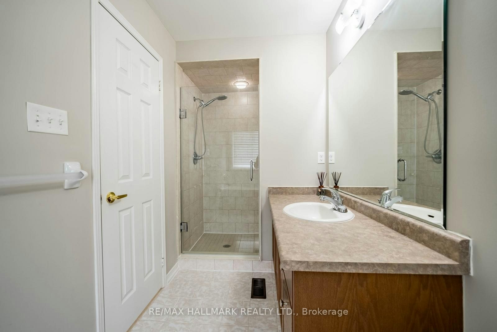 206 Lageer Drive, Whitchurch-Stouffville, ON, L4A 0X1 - 19