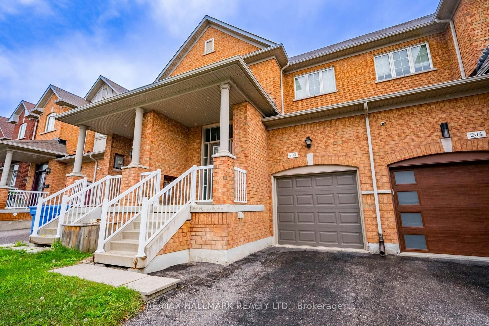206 Lageer Drive, Whitchurch-Stouffville, ON, L4A 0X1 - 2