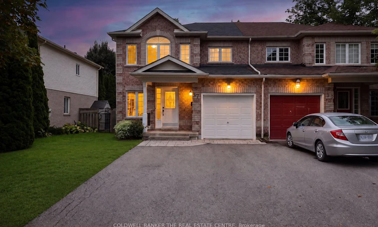37 Rainbow Court