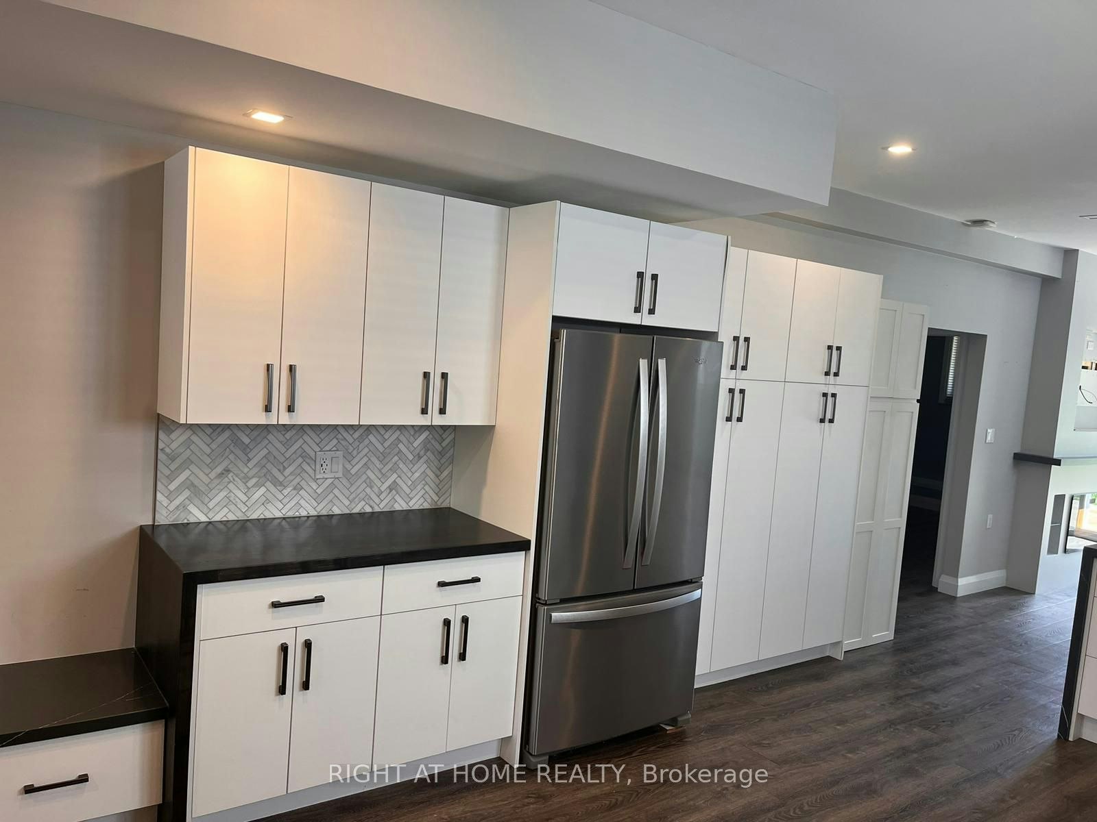 116 Maplewood Drive, Essa, ON, L0M 1B4 - 10