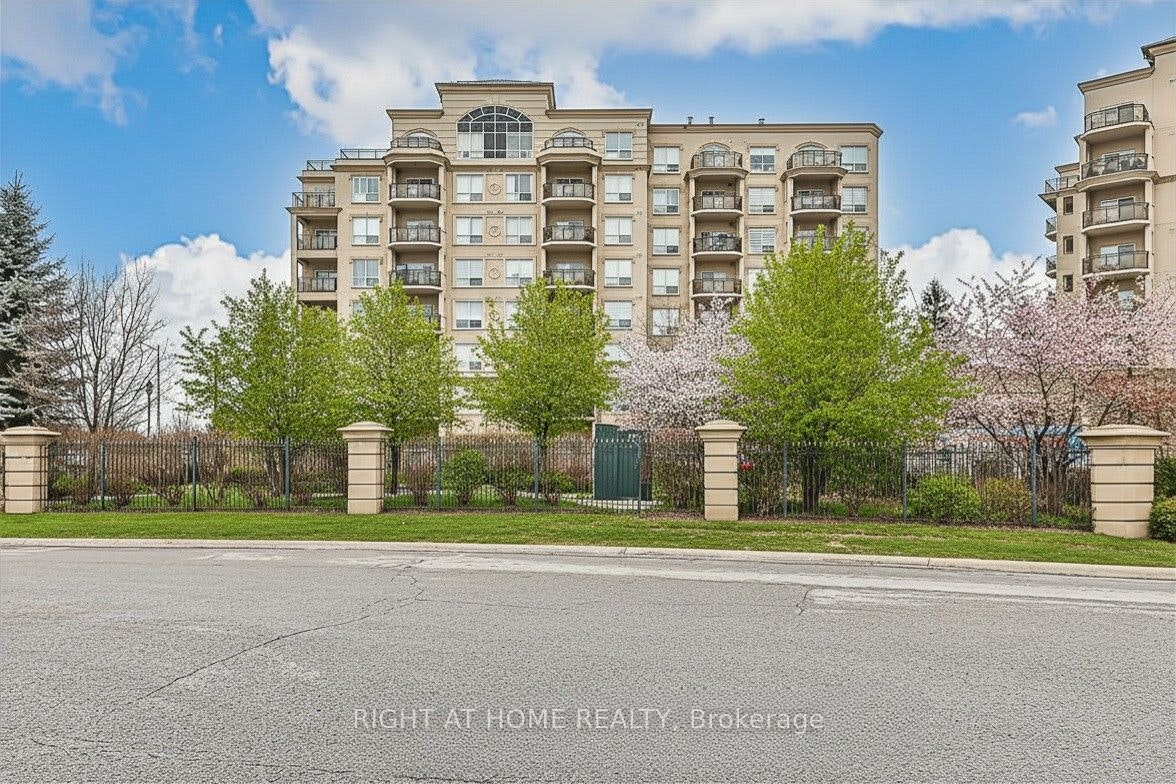 305-8 Maison Parc Court, Vaughan, ON, L4J 9K5
