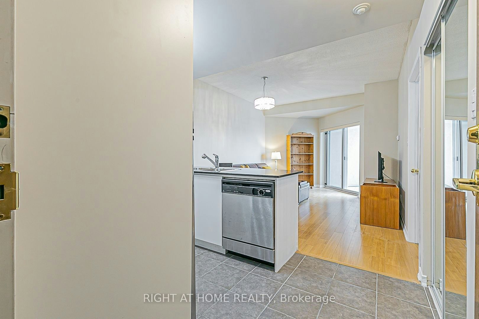 305-8 Maison Parc Court, Vaughan, ON, L4J 9K5 - 7