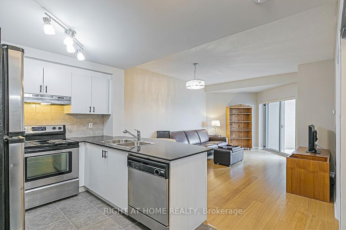 305-8 Maison Parc Court, Vaughan, ON, L4J 9K5 - 11