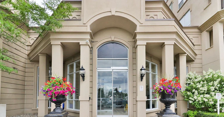 305-8 Maison Parc Court, Vaughan, ON, L4J 9K5 - 3