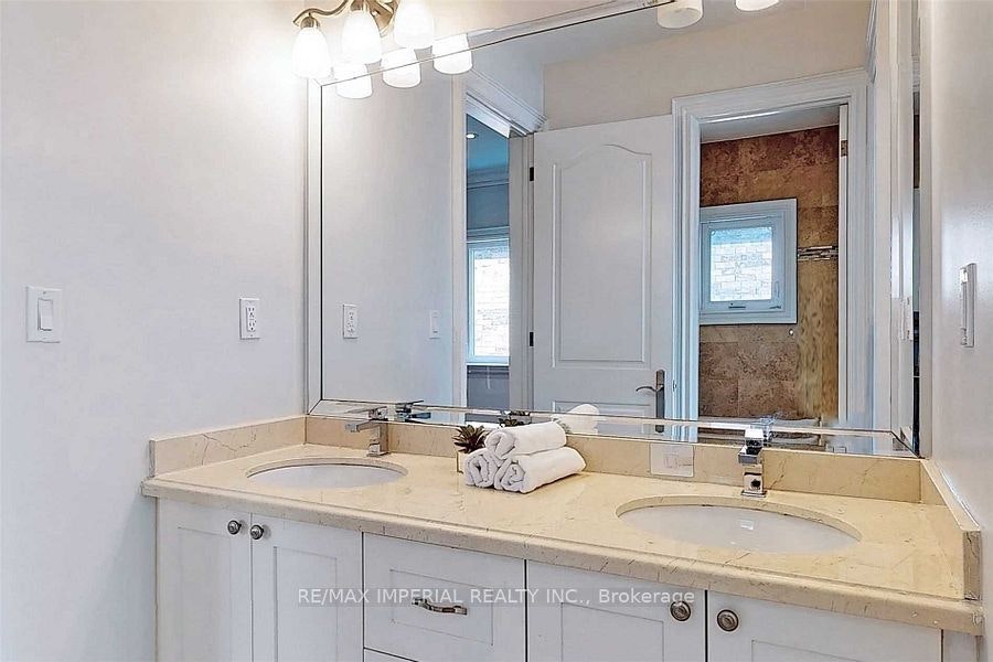 82 Woodward Avenue, Markham, ON, L3T 1E7 - 31