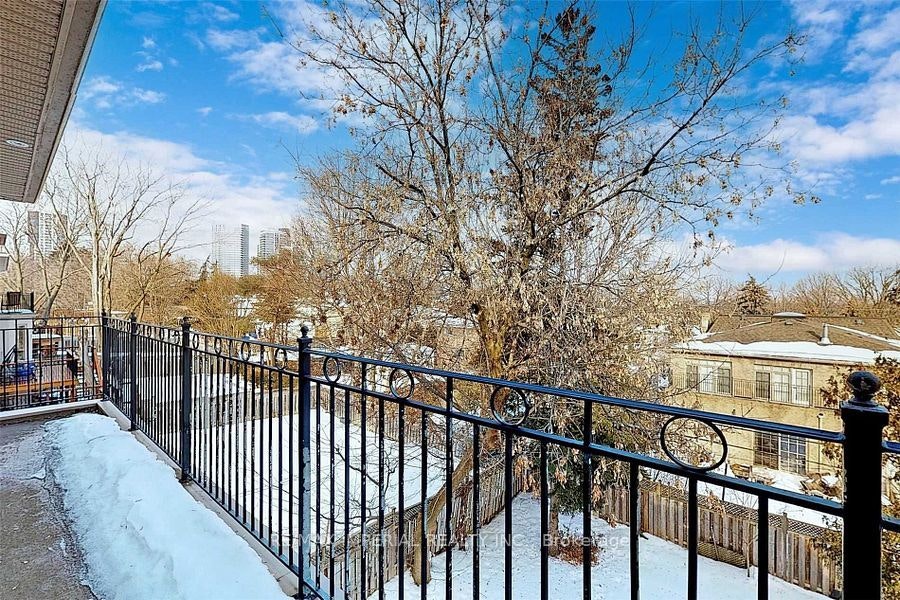 82 Woodward Avenue, Markham, ON, L3T 1E7 - 32