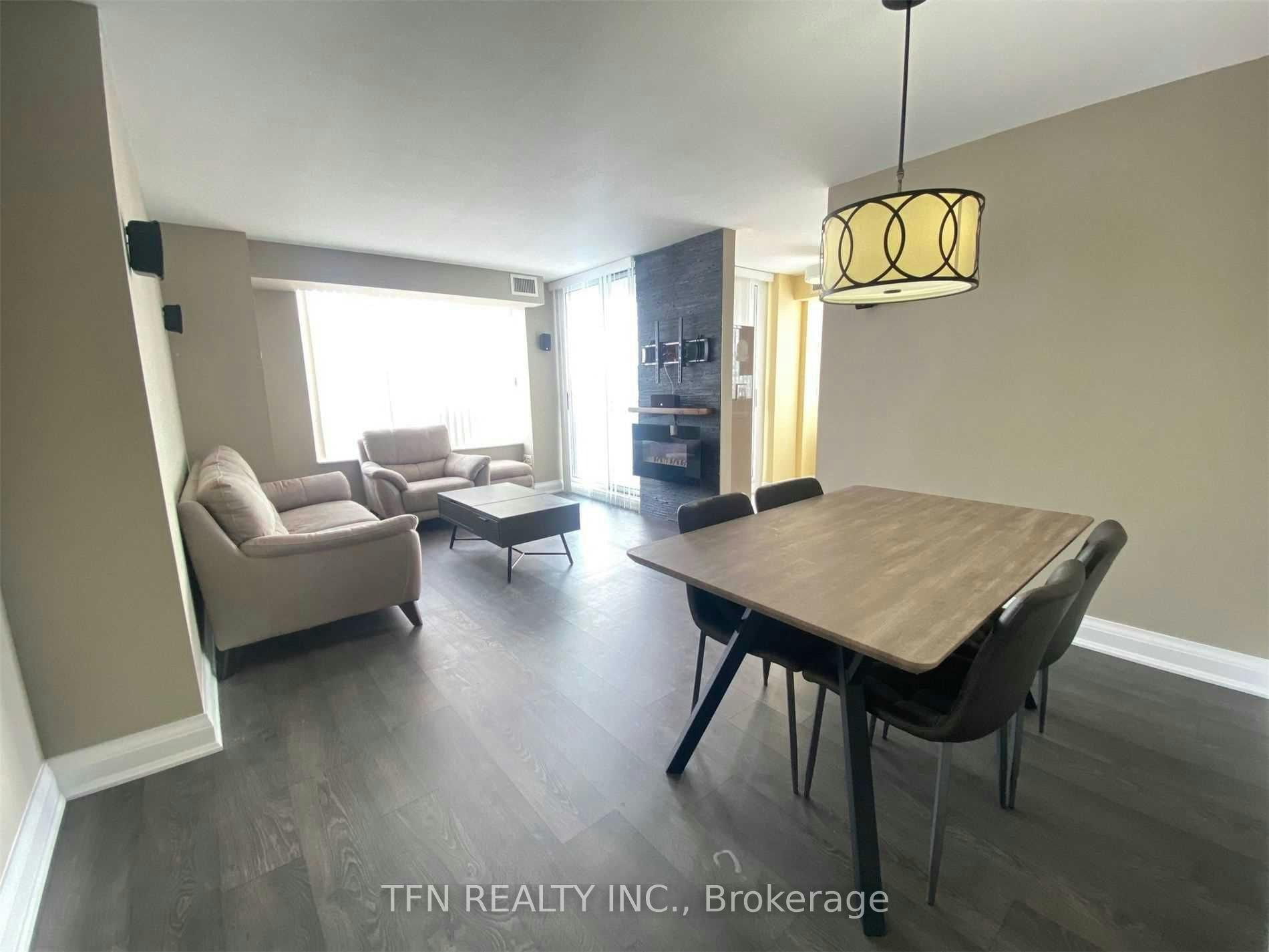 704-310 Red Maple Road, Richmond Hill, ON, L4C 0T7 - 4