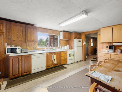 40630 Shore Road - 5