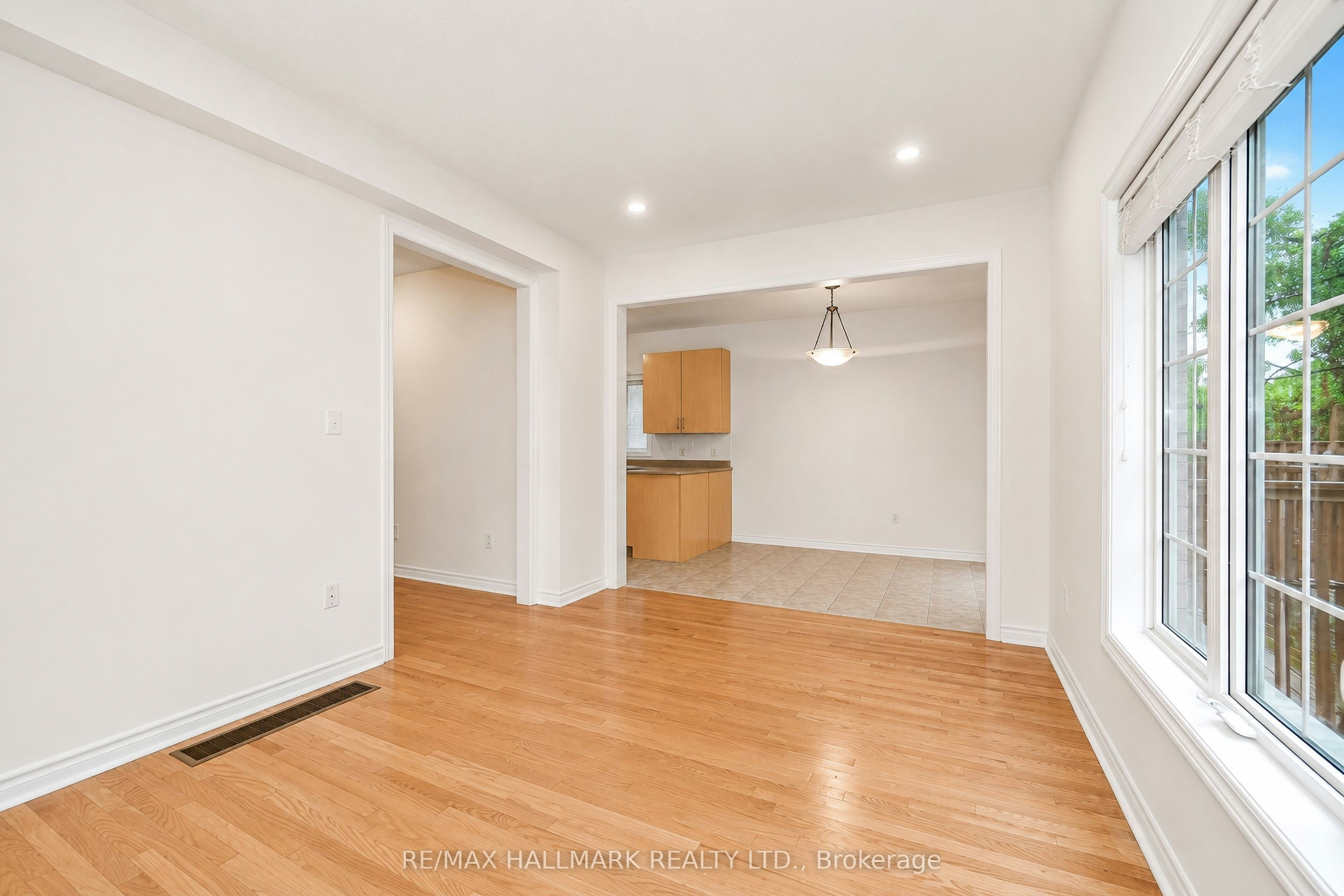 135 Maroon Drive, Richmond Hill, ON, L4E 5B7 - 11