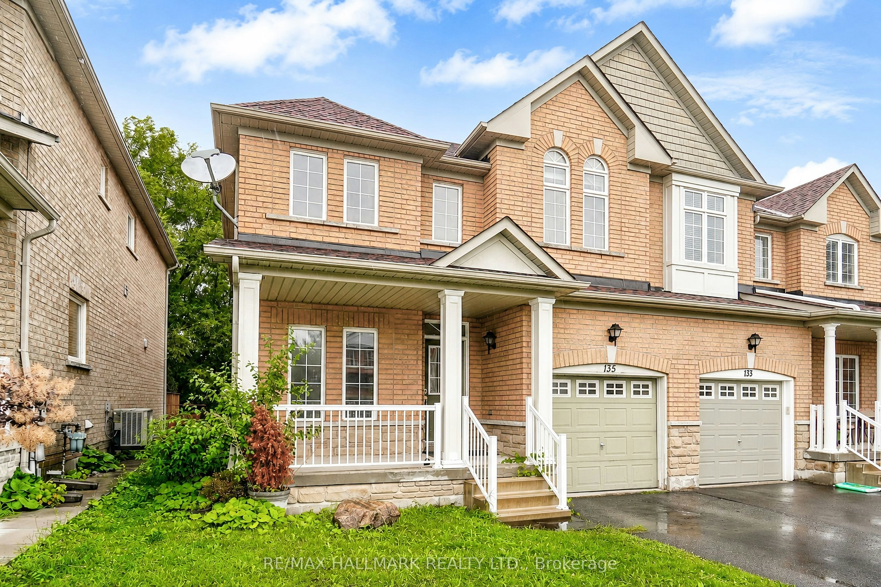 135 Maroon Drive, Richmond Hill, ON, L4E 5B7 - 2