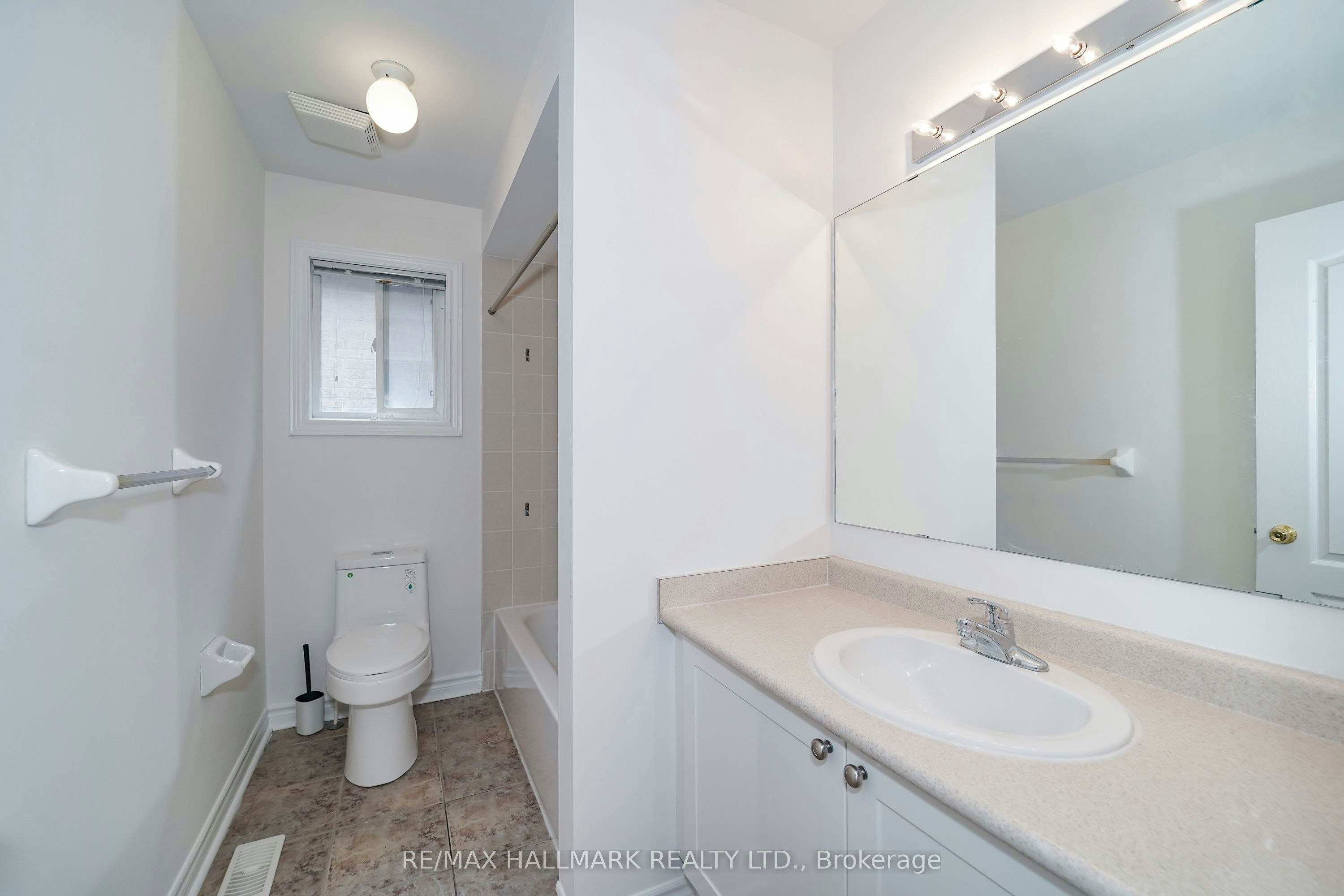 135 Maroon Drive, Richmond Hill, ON, L4E 5B7 - 19