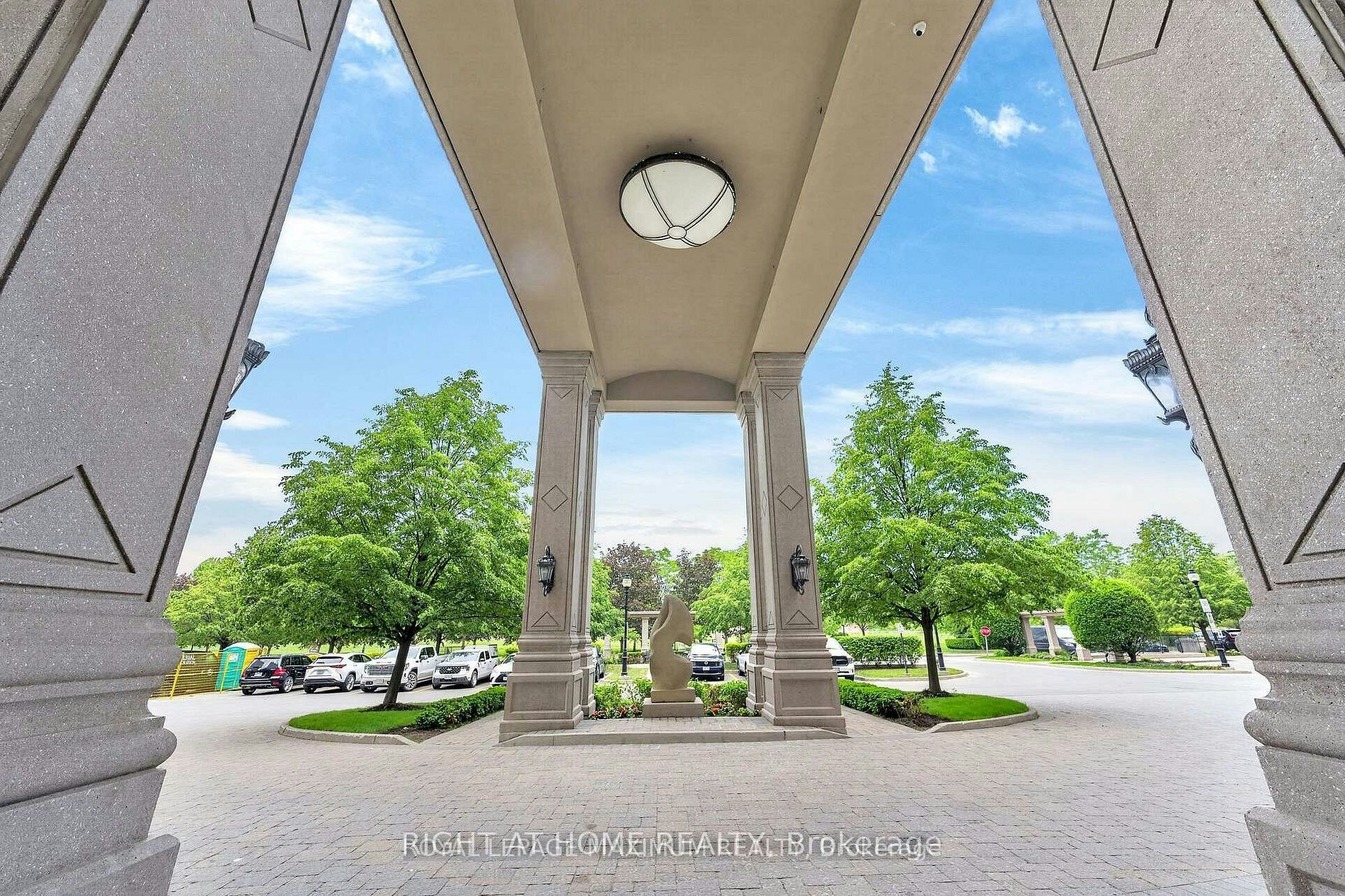 512-9245 Jane Street, Vaughan, ON, L6A 0J9 - 3