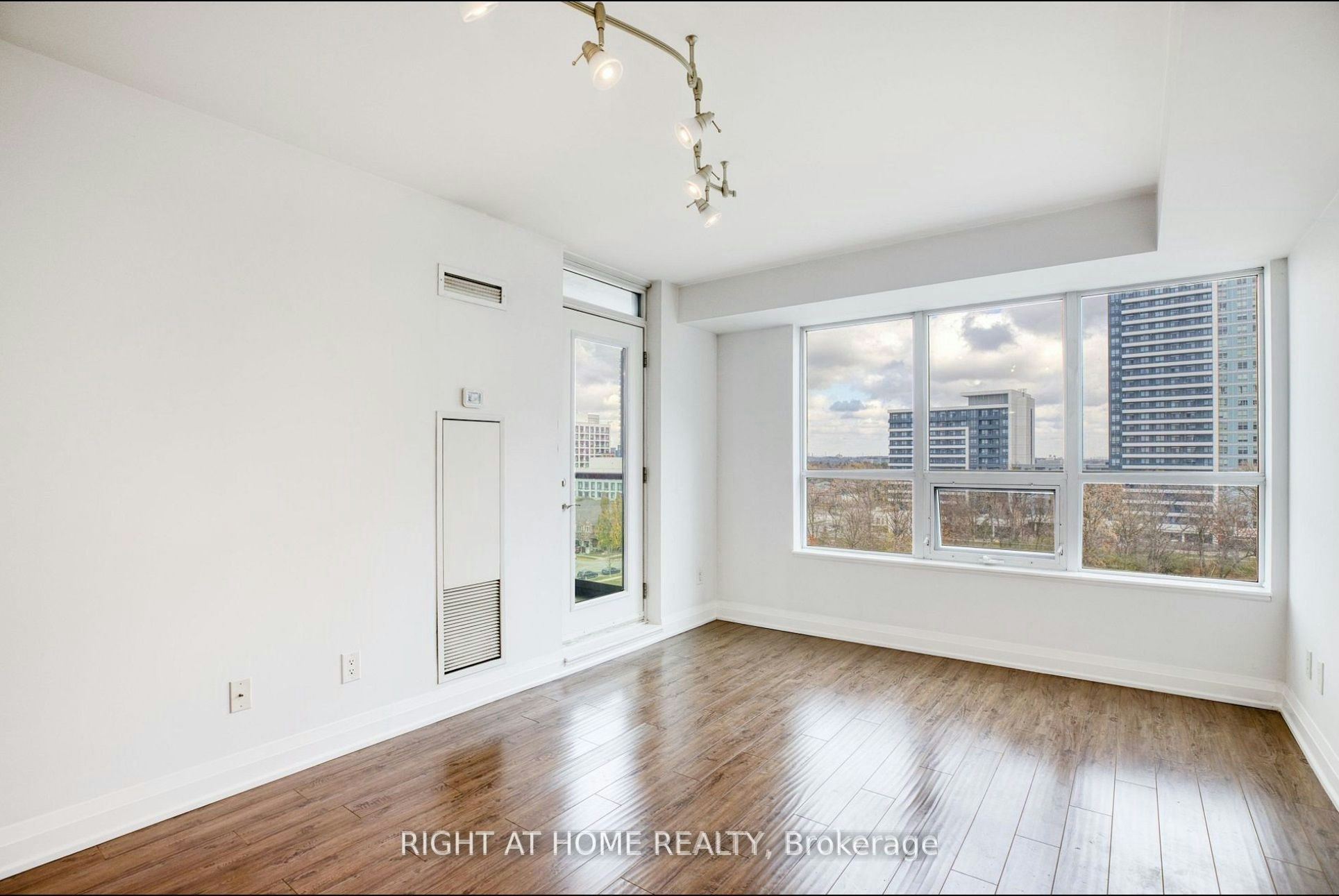 804-20 North Park Road, Vaughan, ON, L4J 0G7 - 23