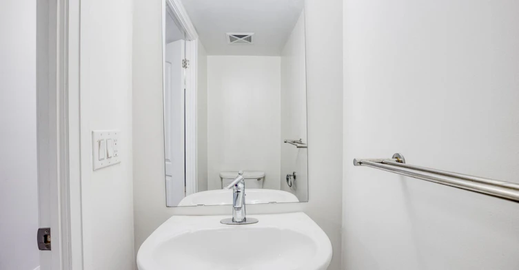 804-20 North Park Road, Vaughan, ON, L4J 0G7 - 34