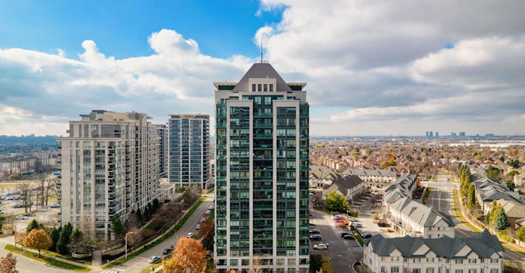804-20 North Park Road, Vaughan, ON, L4J 0G7 - 2