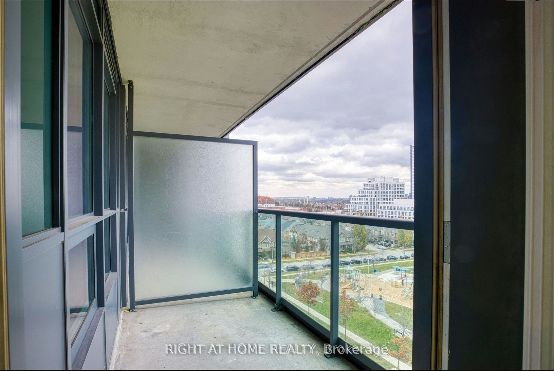 804-20 North Park Road, Vaughan, ON, L4J 0G7 - 36