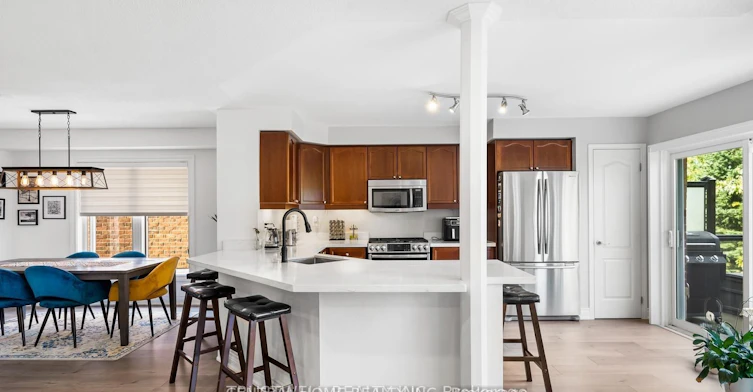 255 Chilcott Crescent, Newmarket, ON, L3X 3G7 - 11