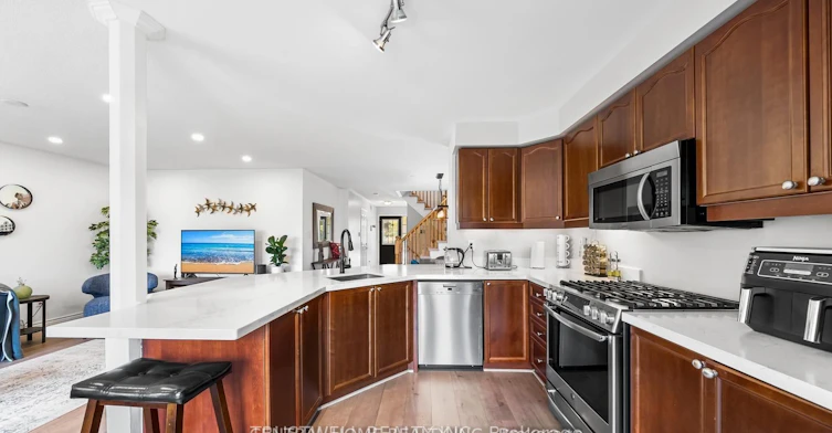 255 Chilcott Crescent, Newmarket, ON, L3X 3G7 - 13
