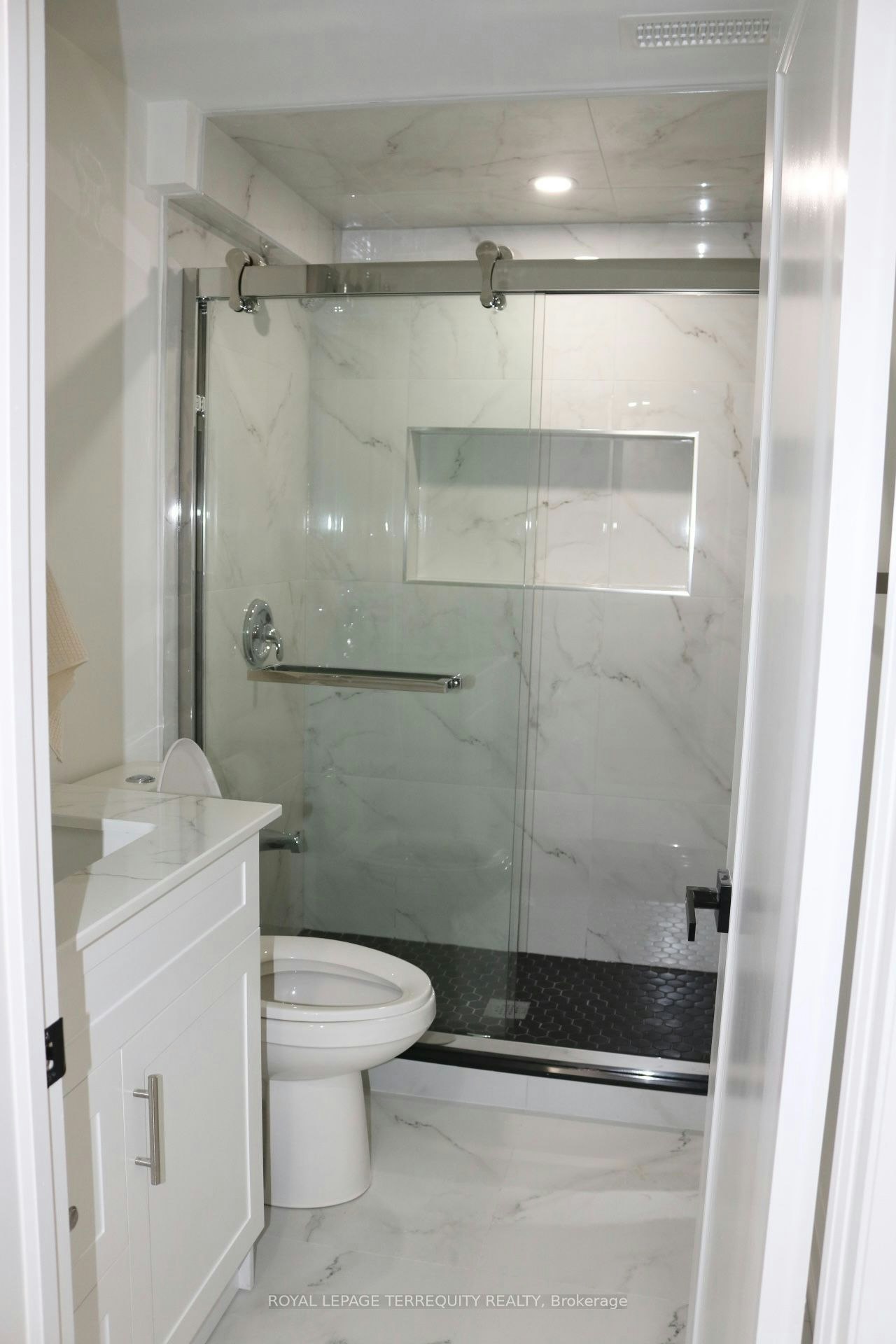 Bsmt room 2-131 Trammel Drive, Vaughan, ON, L4H 0W2 - 8