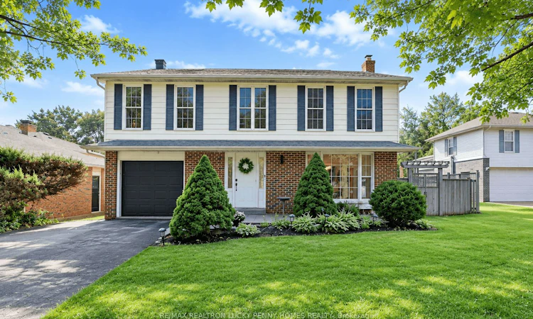 38 Walkerton Drive