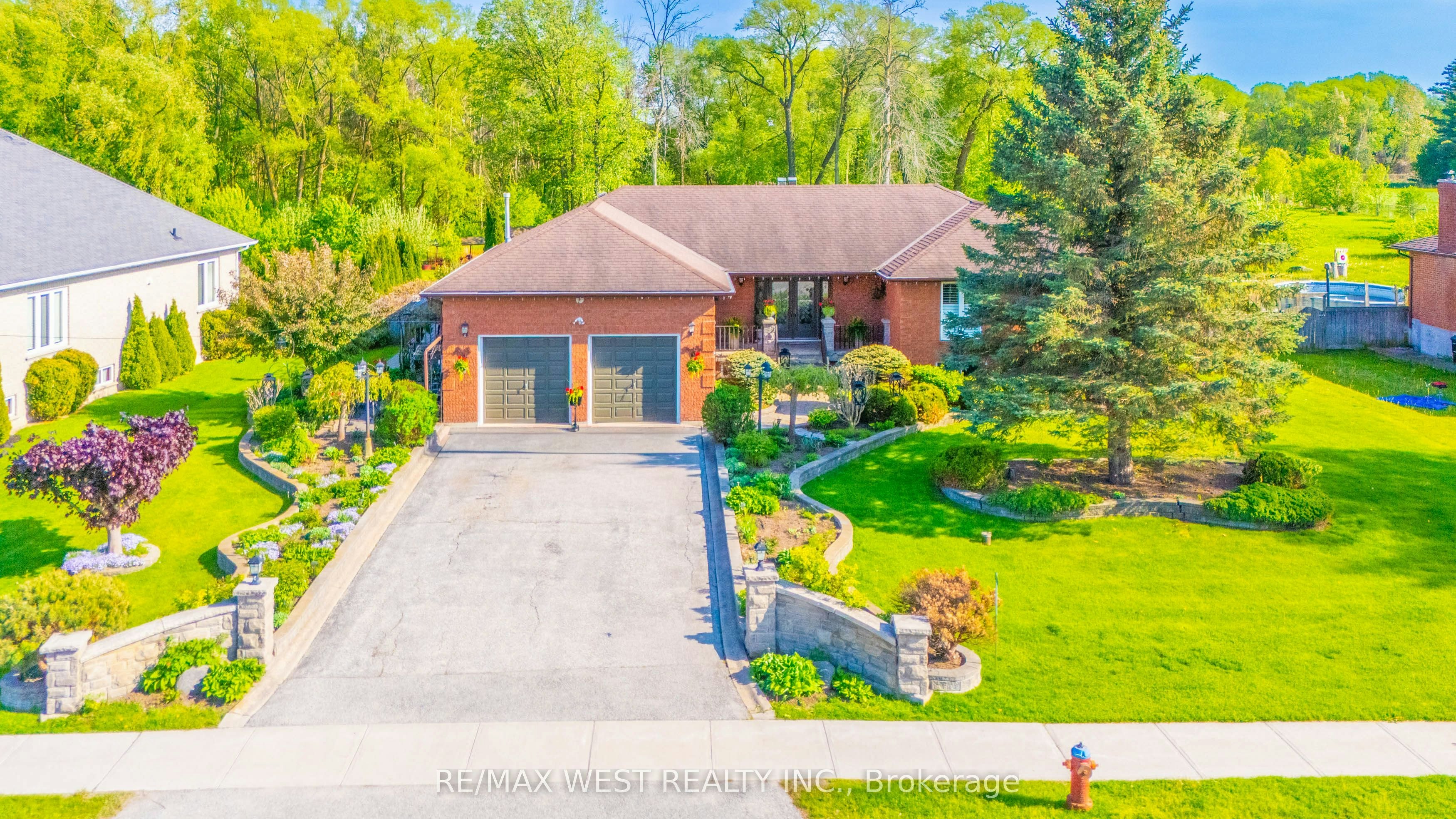 2559 Line 6 Line, Bradford West Gwillimbury, ON, L3Z 2B2