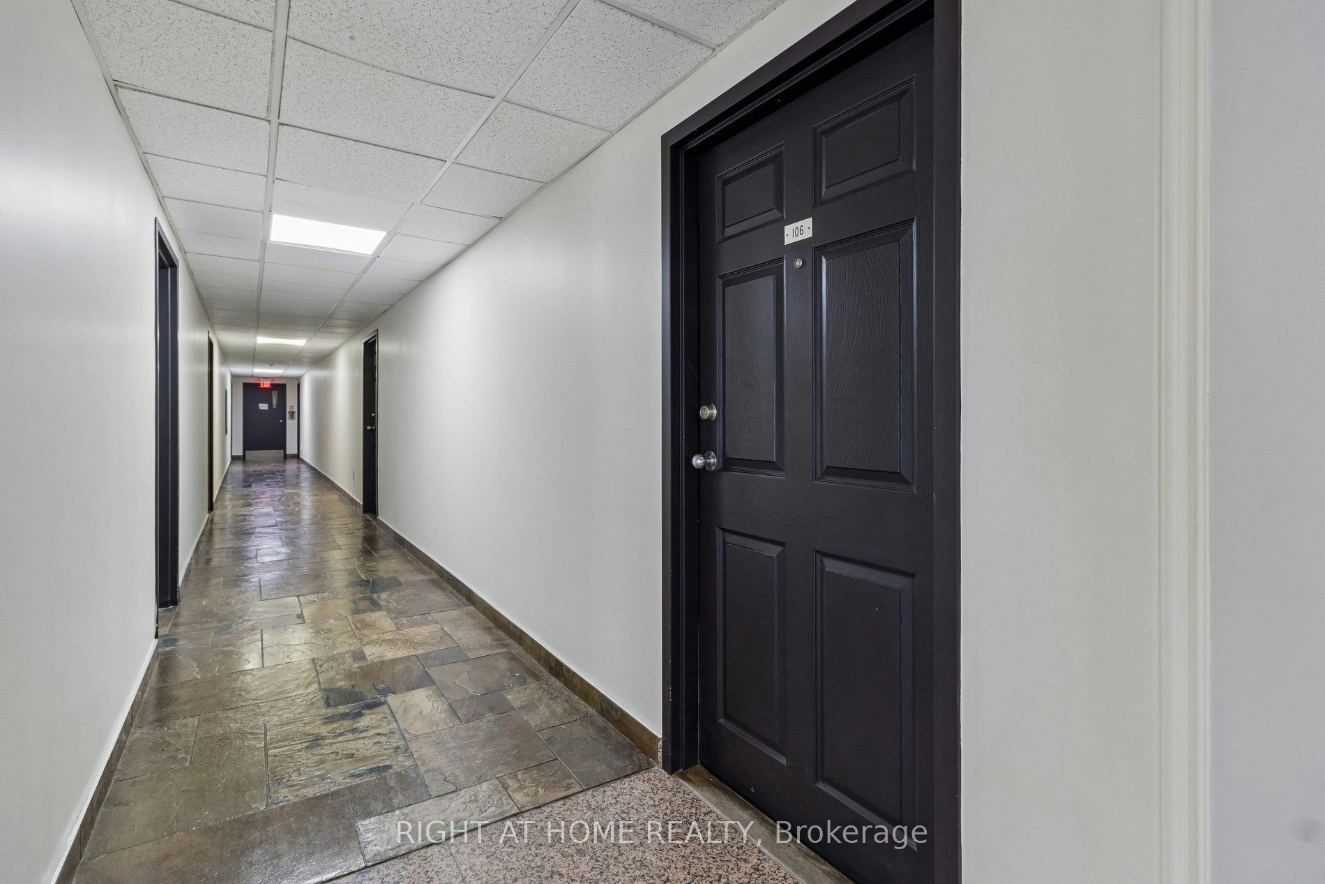 106-7398 Yonge Street, Vaughan, ON, L4J 8J2 - 31