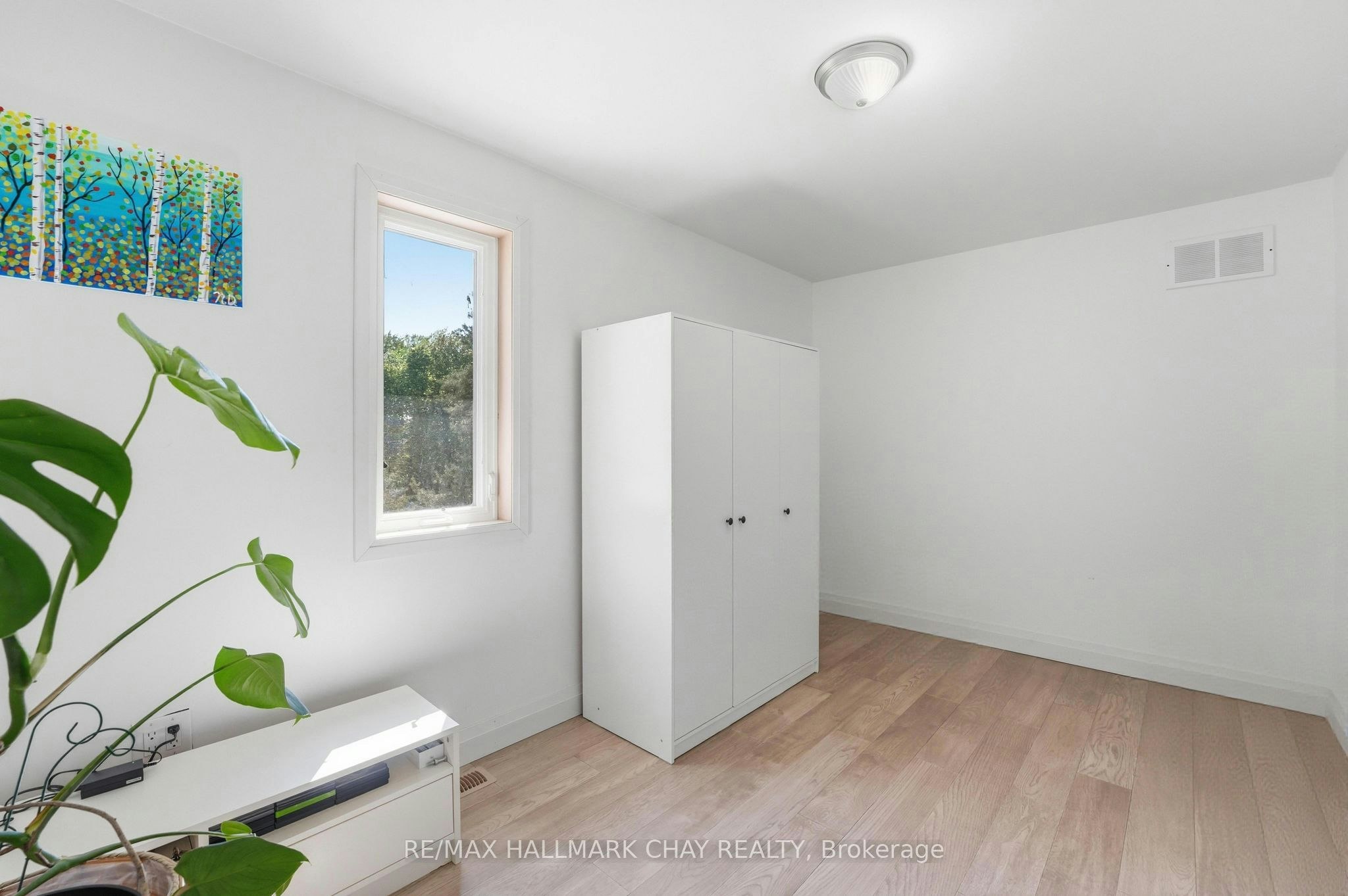 147 Murphy Road, Essa, ON, L0M 1B1 - 11