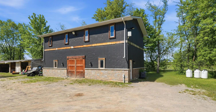147 Murphy Road, Essa, ON, L0M 1B1
