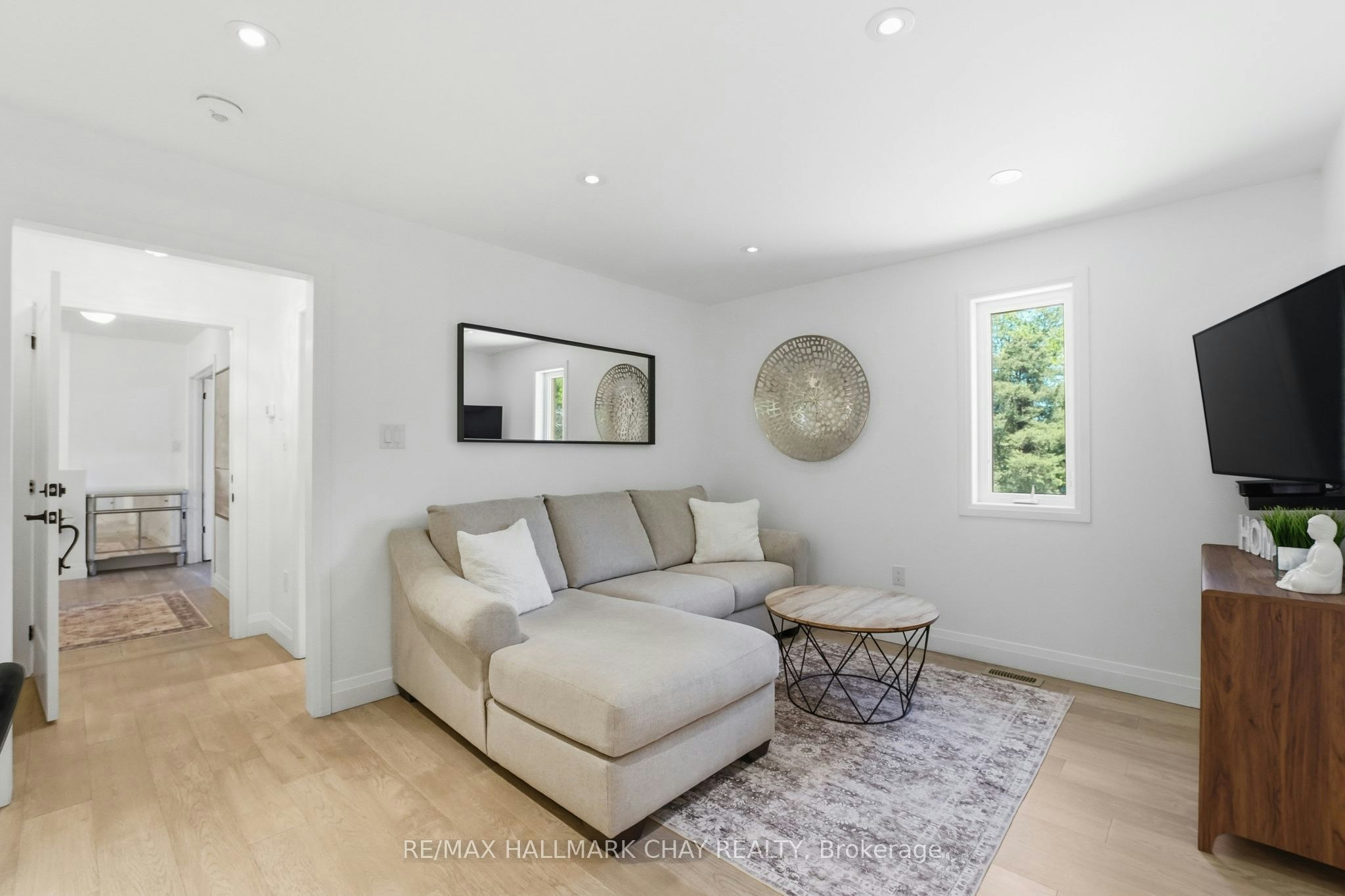 147 Murphy Road, Essa, ON, L0M 1B1 - 5