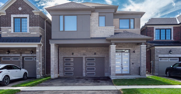 20 Brock Meadow Crescent, Markham, ON, L6C 3L9