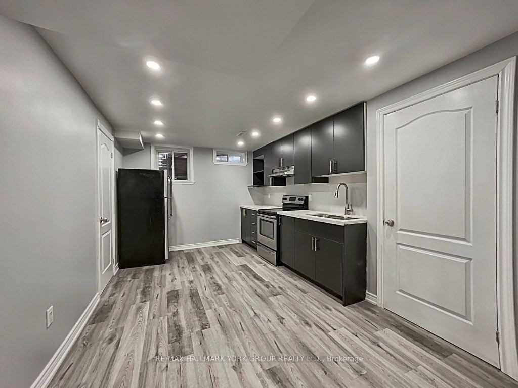 Lower-130 Orr Drive, Bradford West Gwillimbury, ON, L3Z 0S2